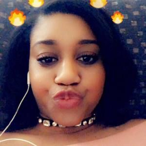 Meet your Posher, Eve